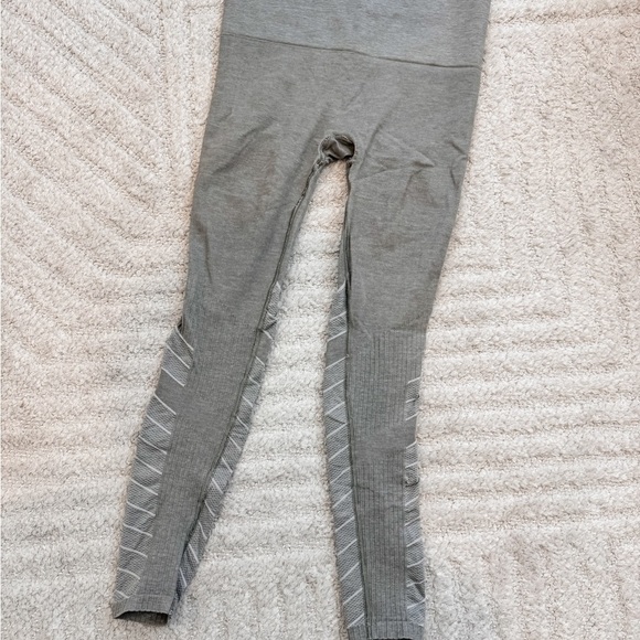 Blanqi Women’s Contour Legging - Size Small - Picture 6 of 6